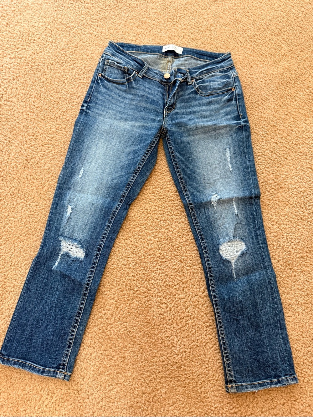 BKE Women's Faded Blue Skinny Jeans with Distressing